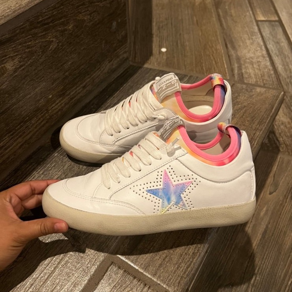 K2I2 Gianni Bini Kaekko Lace-Up Sneakers